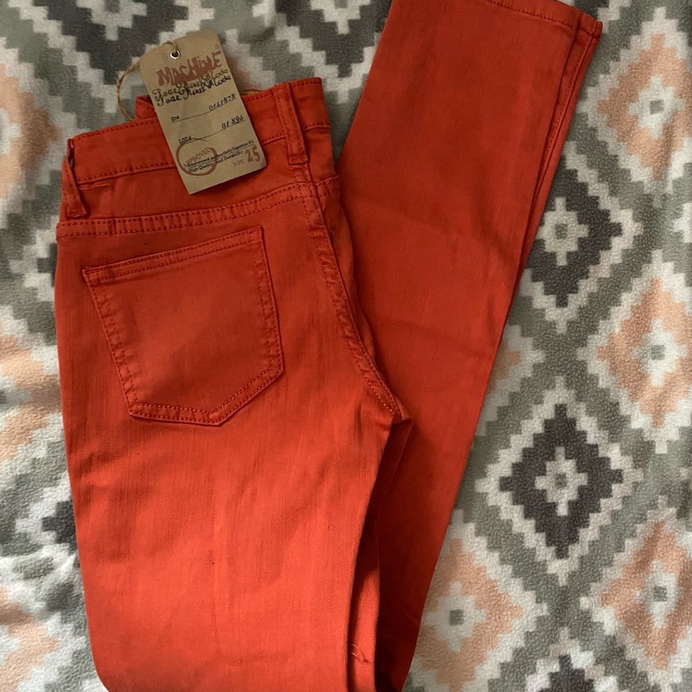 Women’s jeans